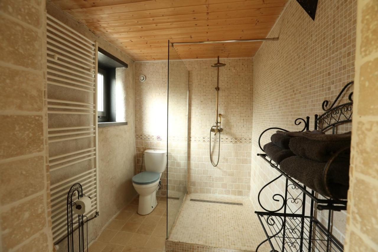 Bed and Breakfast Fenetre Sur Loire Iguerande Esterno foto
